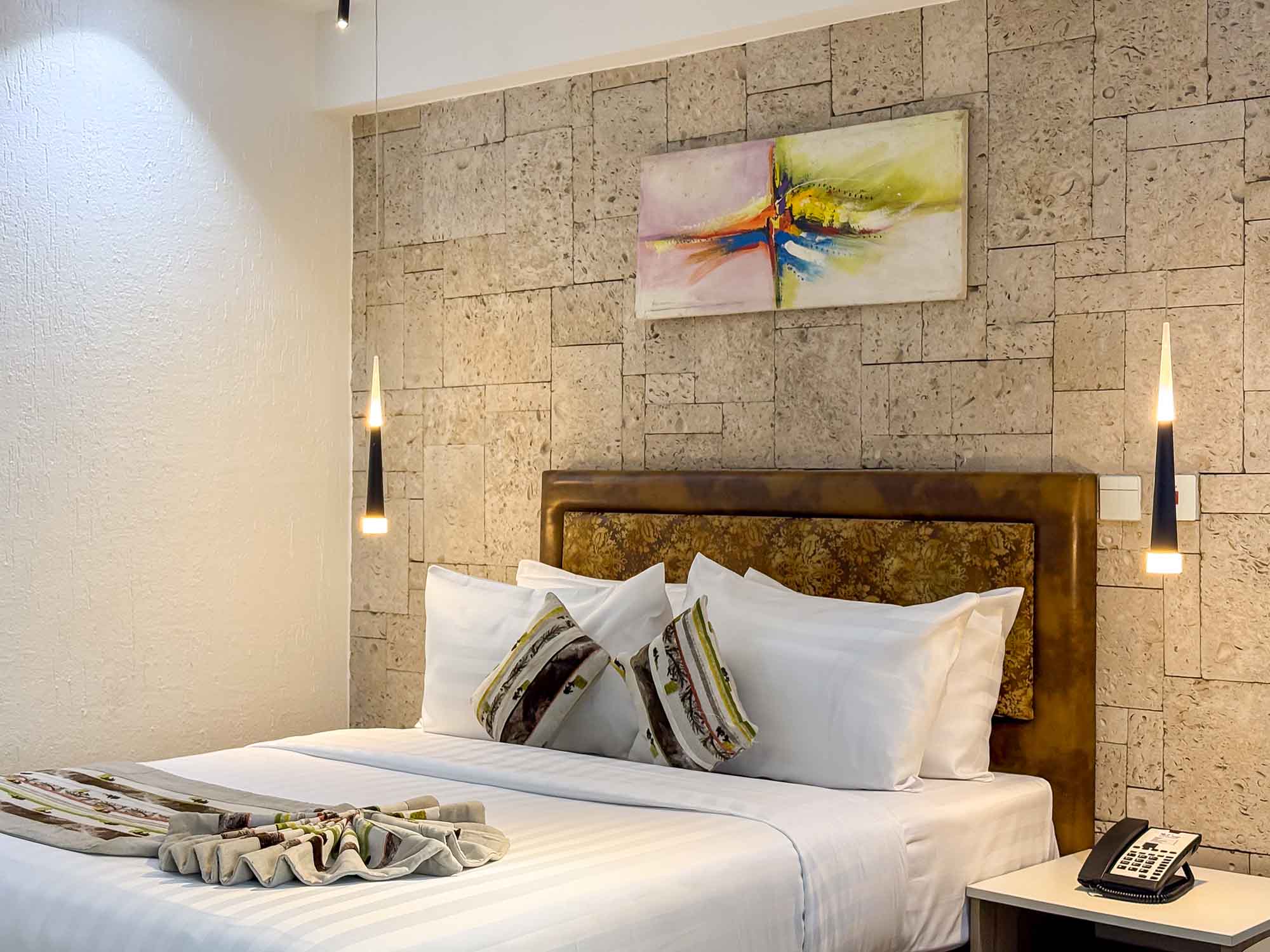 BUSINESS ROOM - Image 4